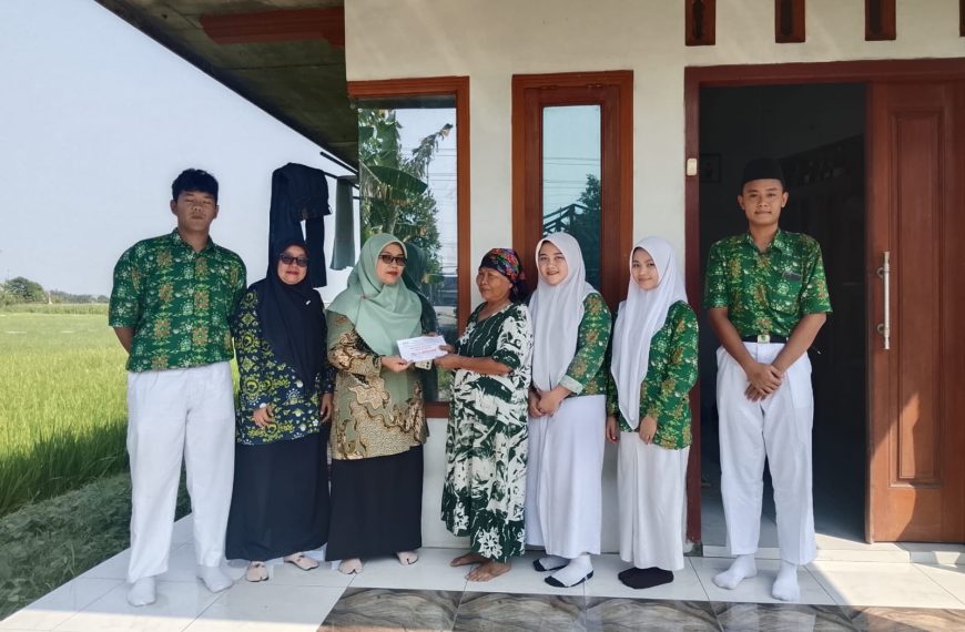 Siswa MA NU…